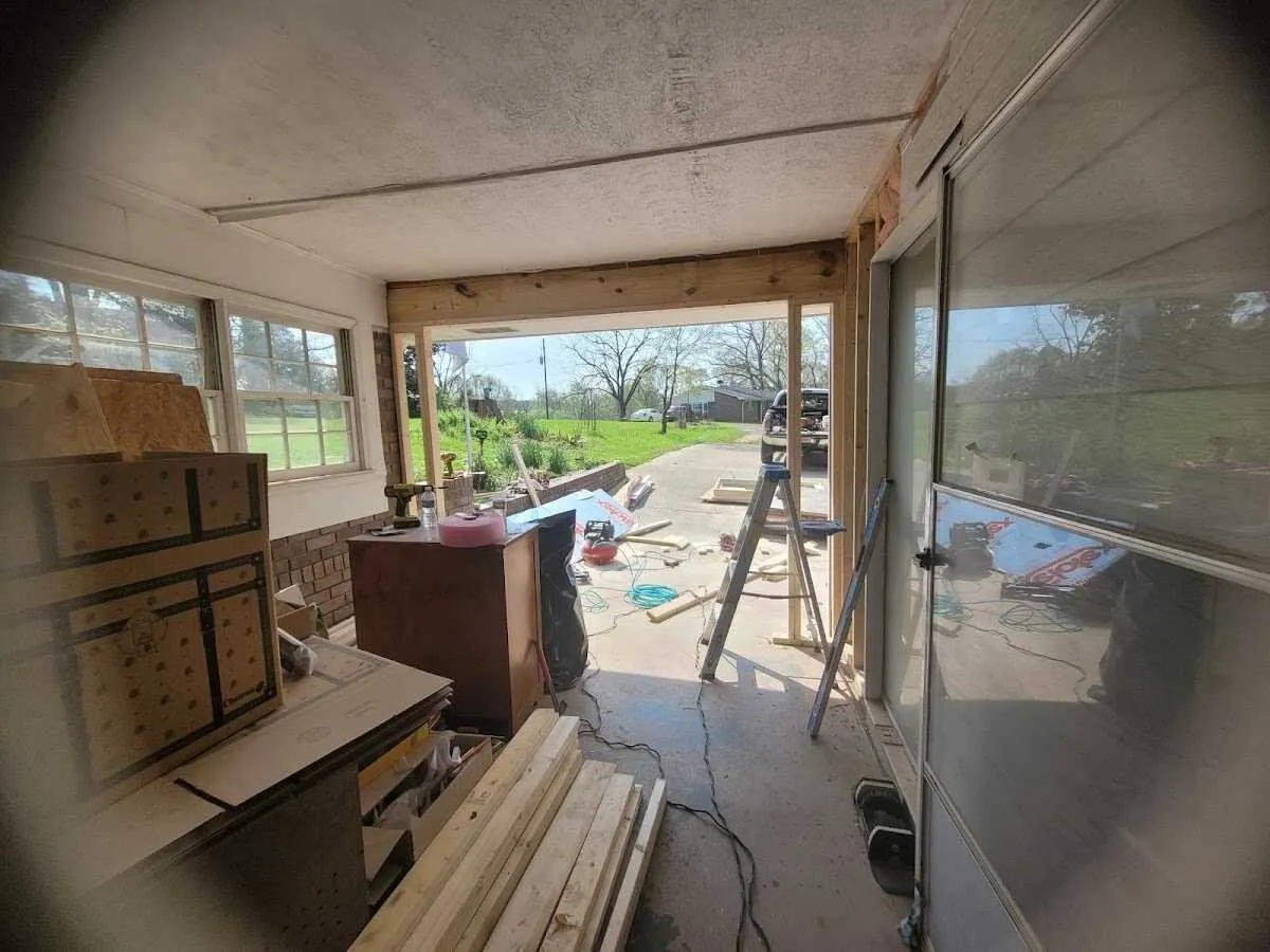 Air movers and dehumidifier for Water Mitigation Services in Queen Creek